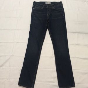 Women’s Signature Levis
